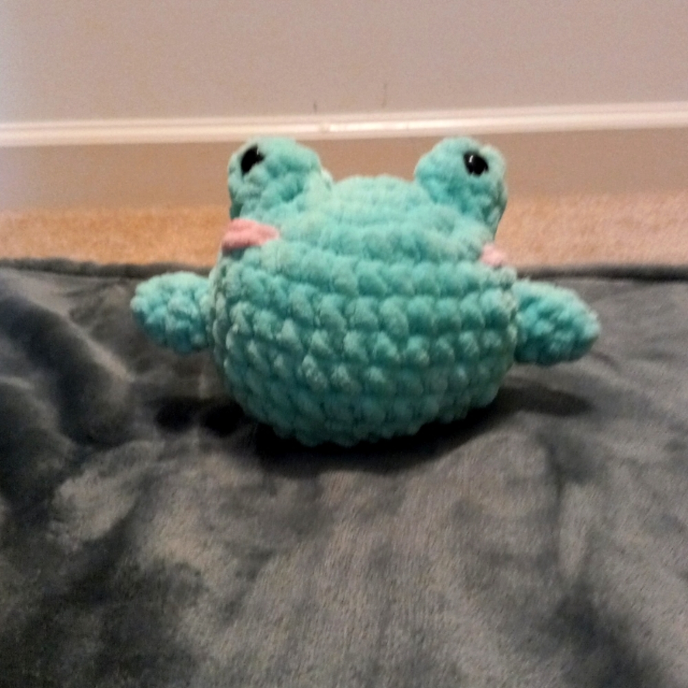 🆕New Handmade Crochet Frog 🐸 Plush